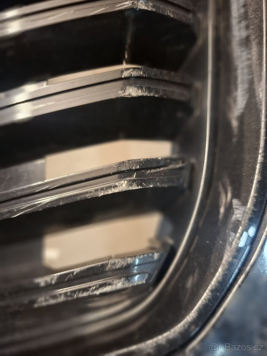 Přední nárazník Škoda Superb 3 - 6