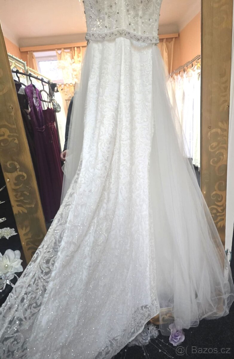 PŘEKRÁSNÉ SVATEBNÍ ŠATY 2v1 - 6