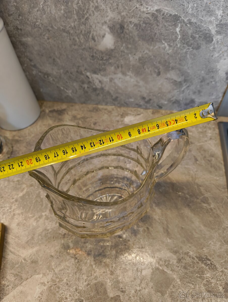 Skleněný džbán - 6