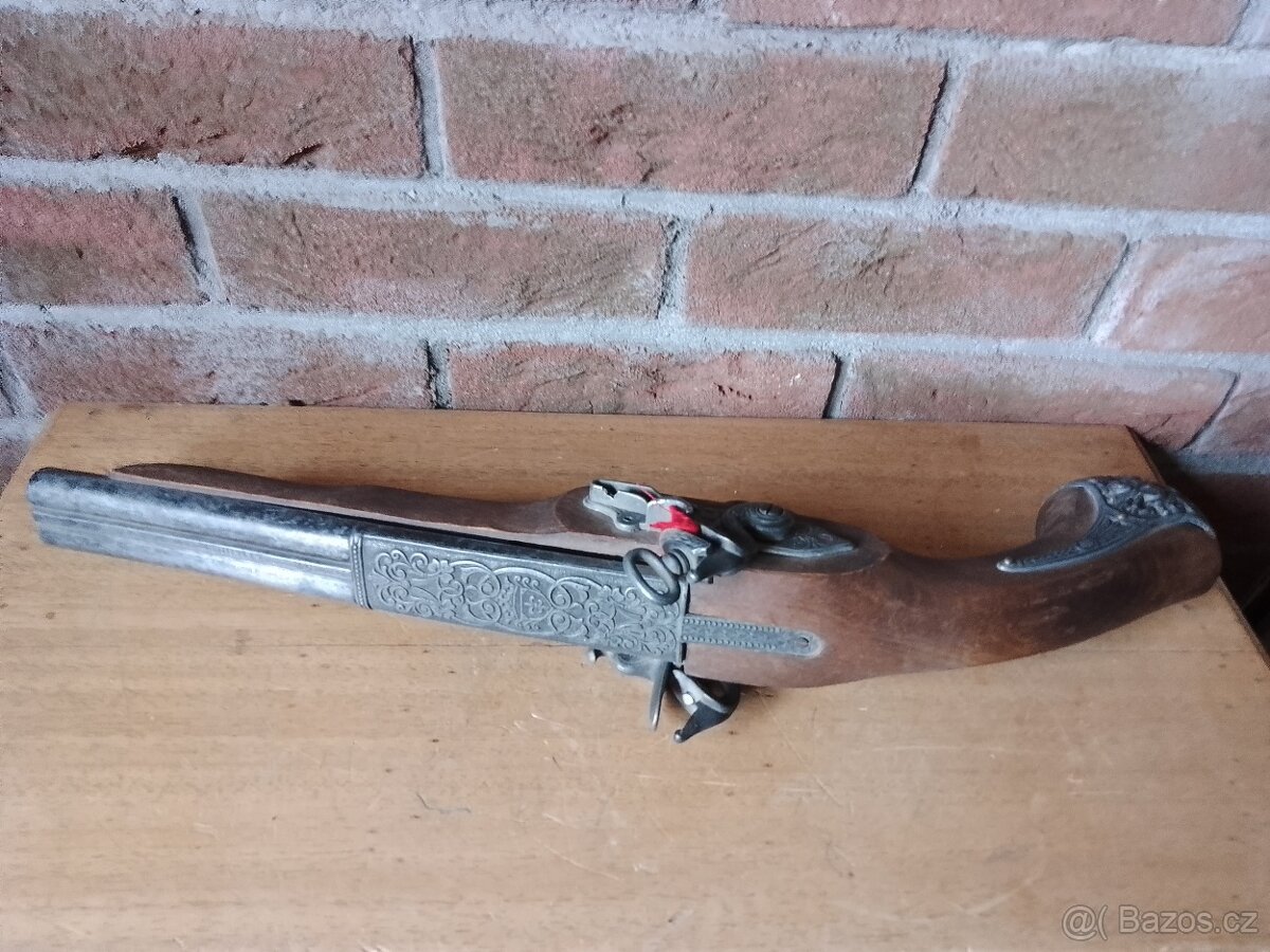 Dekorační zbraň - 6