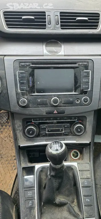 Volkswagen Passat B7 - 6