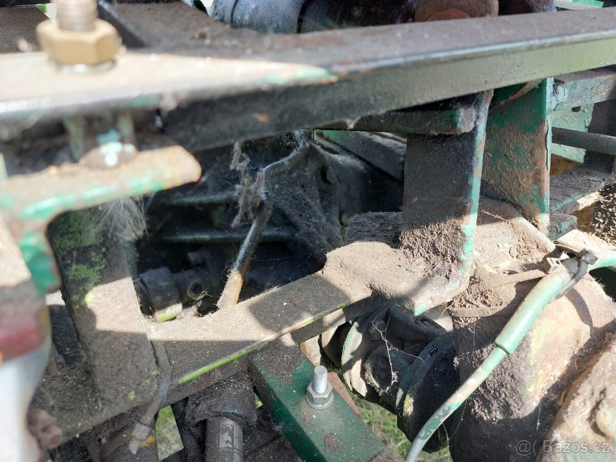 Malotraktor dom.výroby - 6