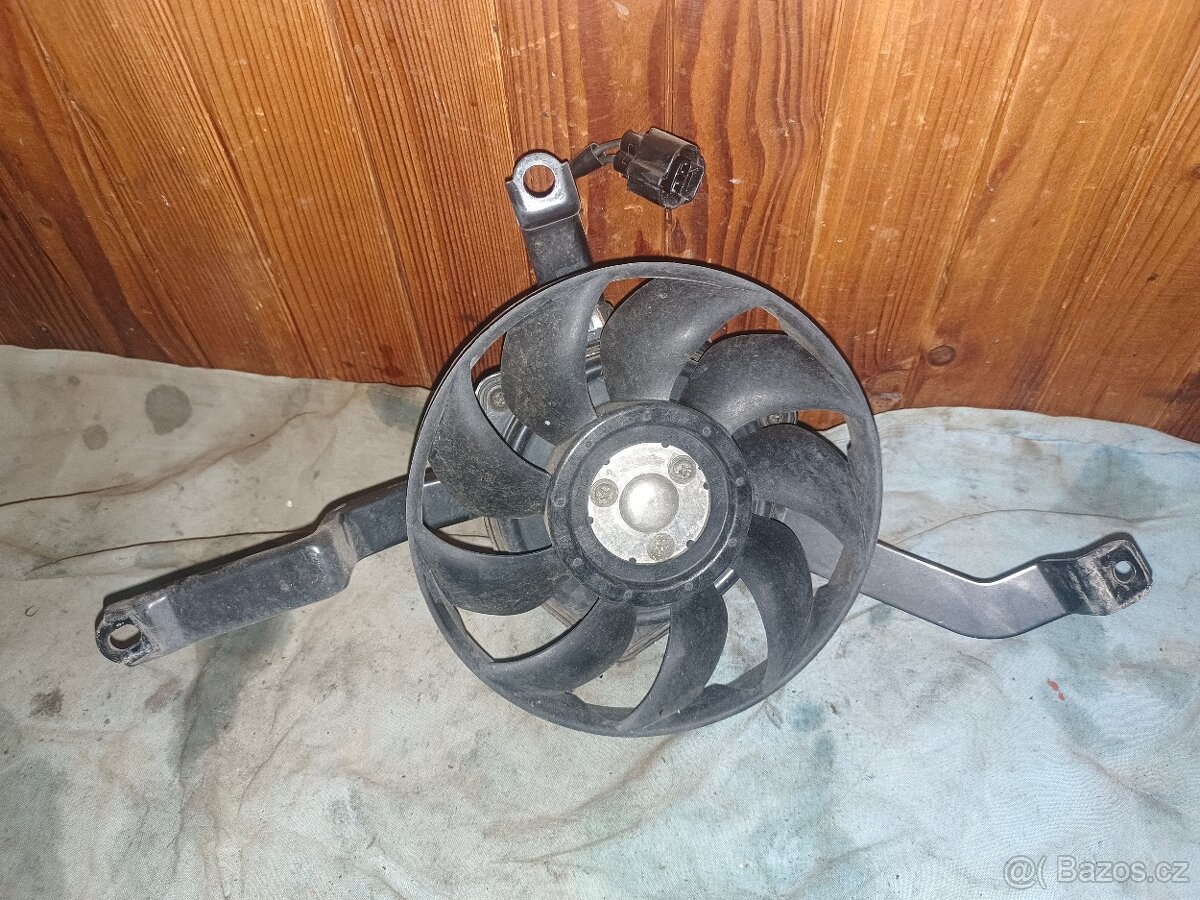 Suzuki GSX-R k4 náhradní díly #2 - 6