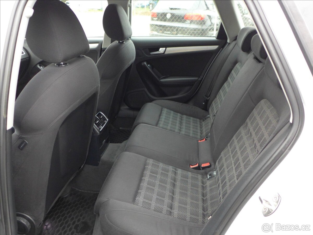 Audi A4 2,0 TDI 140KW, S-LINE, NAVI - 6