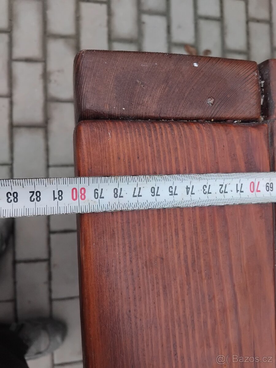 Jídelní stůl masivní dřevo - 6