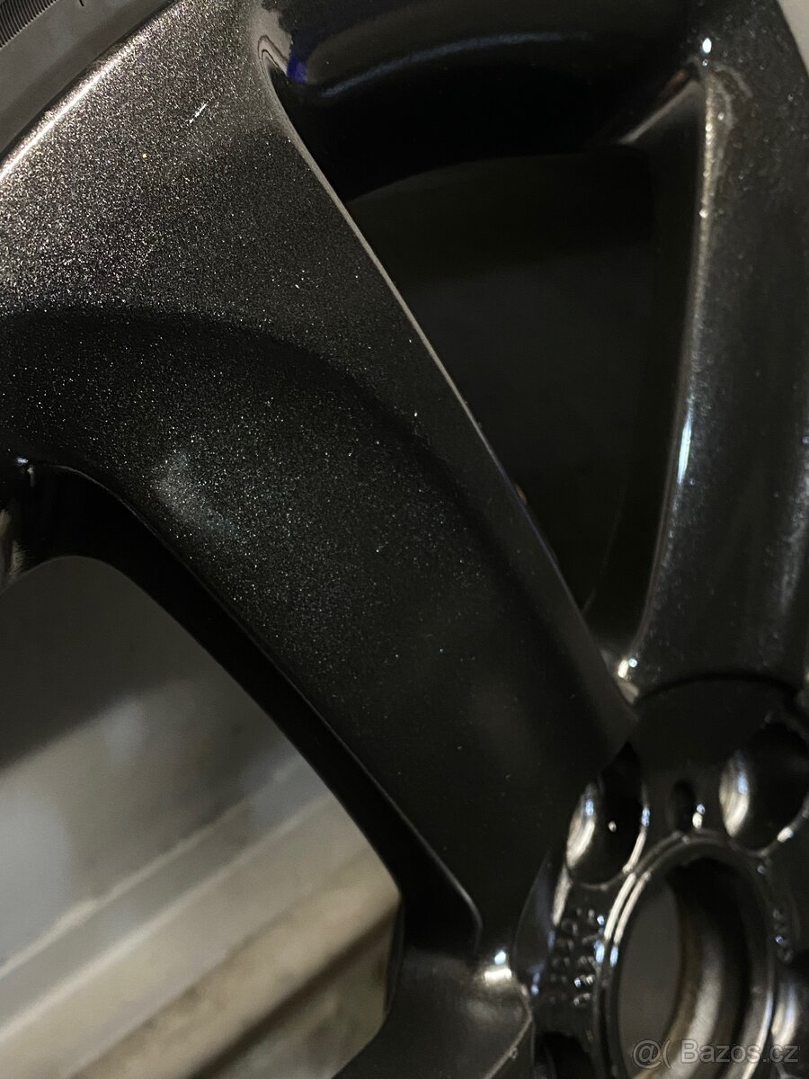 Originál Audi Kola - 6