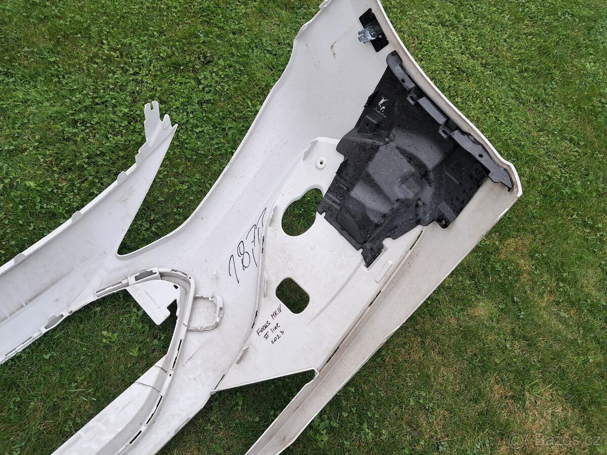 Přední nárazník Focus ST Mk4 - 6