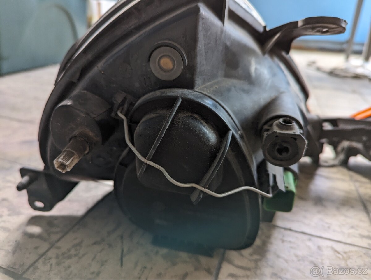 Přední světla Ford ka - 6