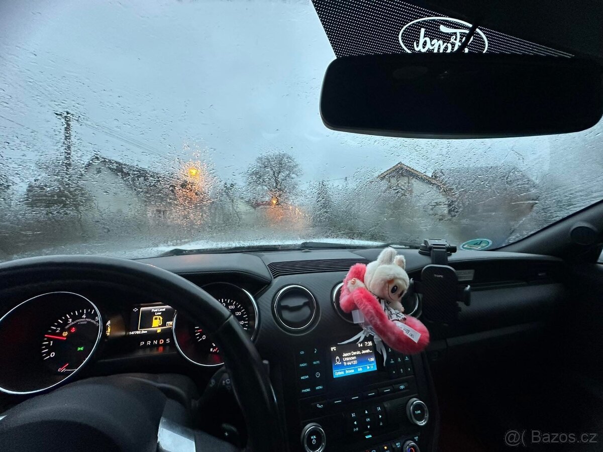 Ford mustang convertible 3.7 V6 - 6