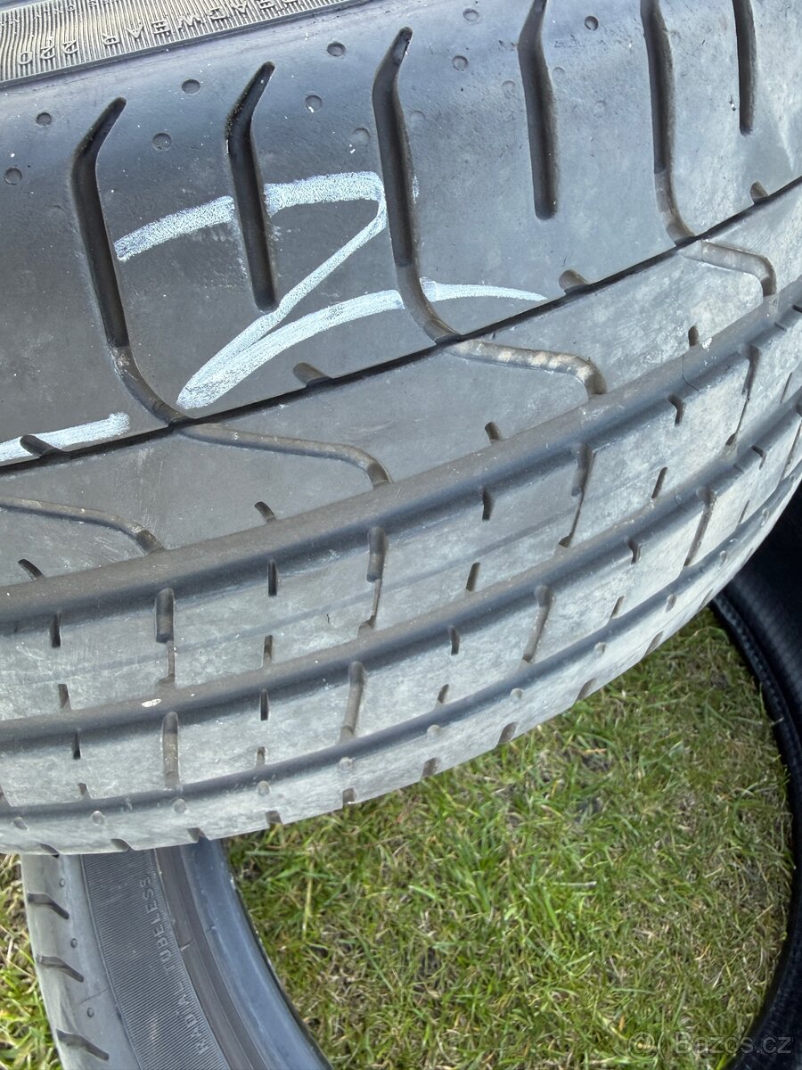 Oneu Pirelli P Zero 225/35/R19 - 6