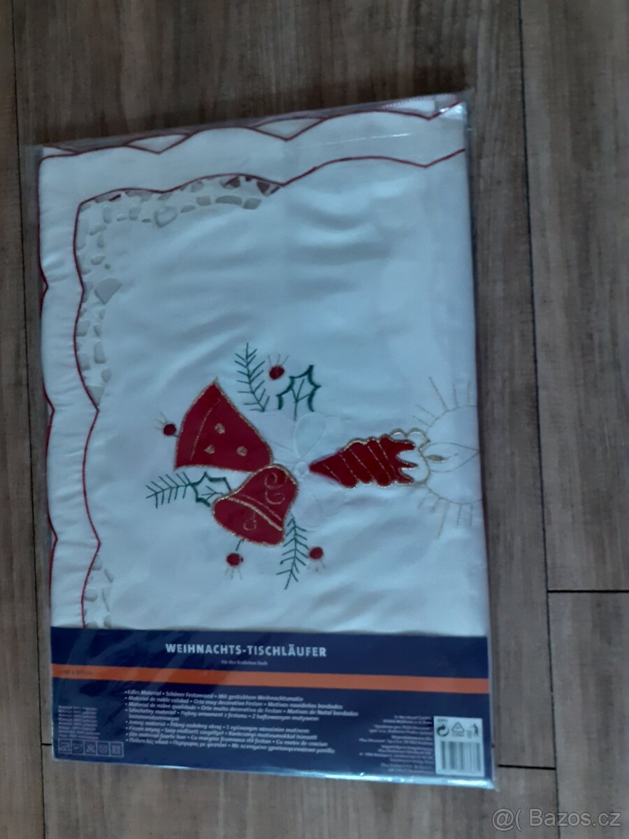 Prodám 3 látkové ubrusy s vánočními motivy - 6