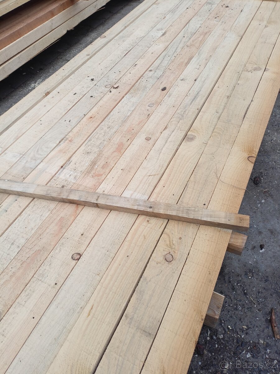LEVNĚ - Fošny, trámy, hranoly, vše suché - 6
