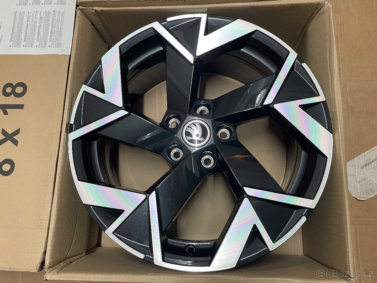ŠKODA SUPERB 4 NOVÉ ALU TRISULI BLACK 8x18 ET44 - 6