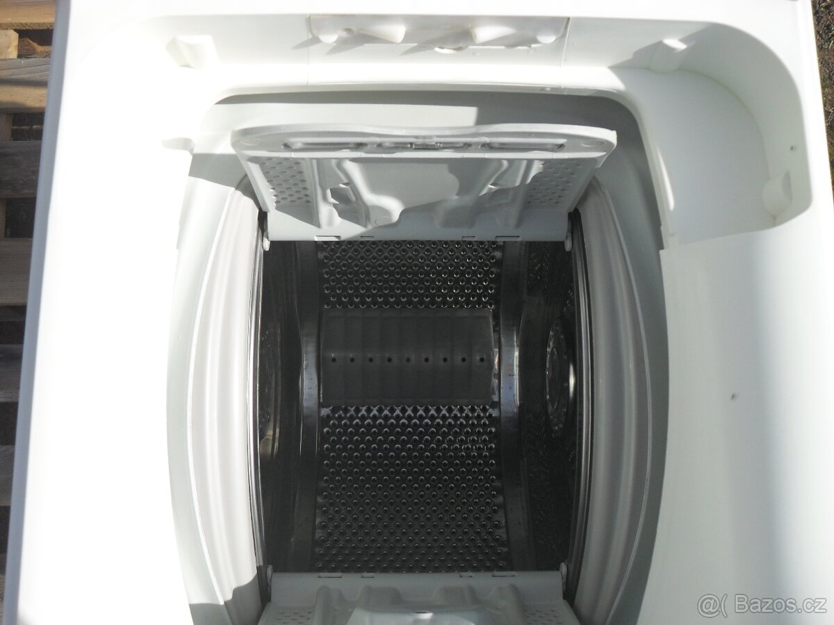 PRAČKA S HORNÍM PLNĚNÍM,UZKÁ,6KG,LCD, MODERNÍ DESIGN,A+++ - 6