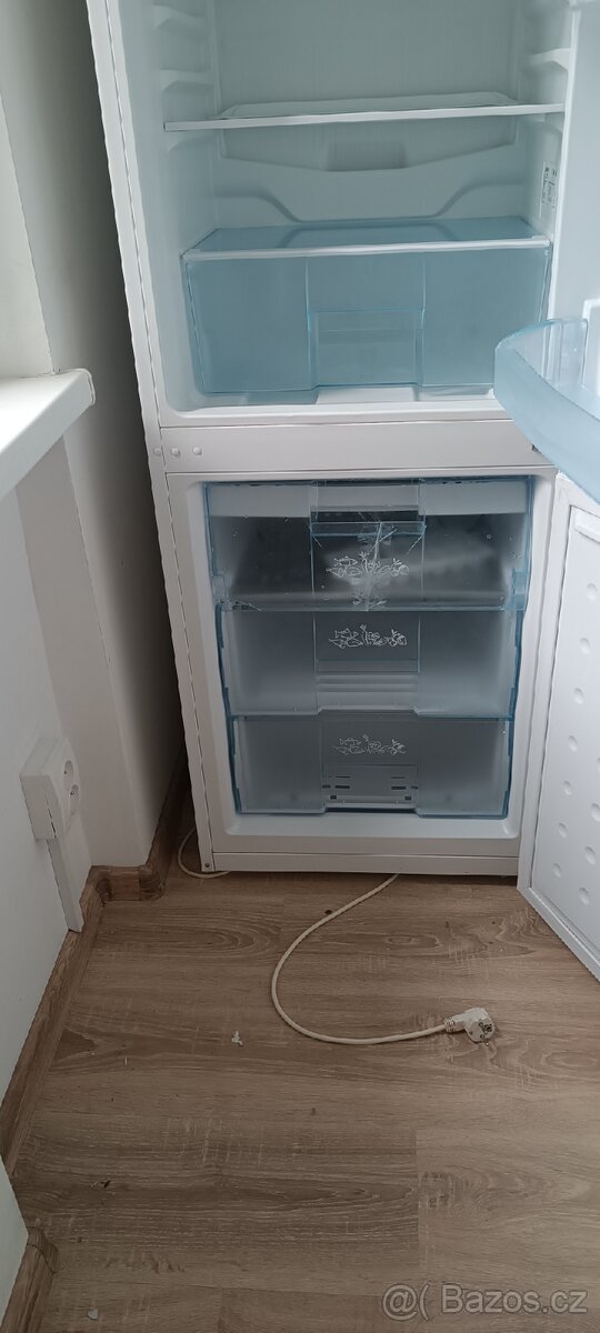 Lednice s mrazákem - 6