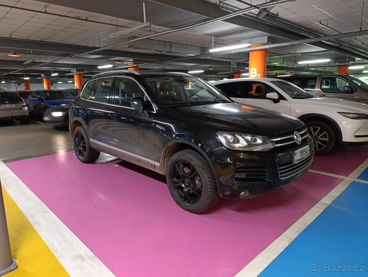 VW Touareg 3.0 tsi hybrid 380Ps - 6