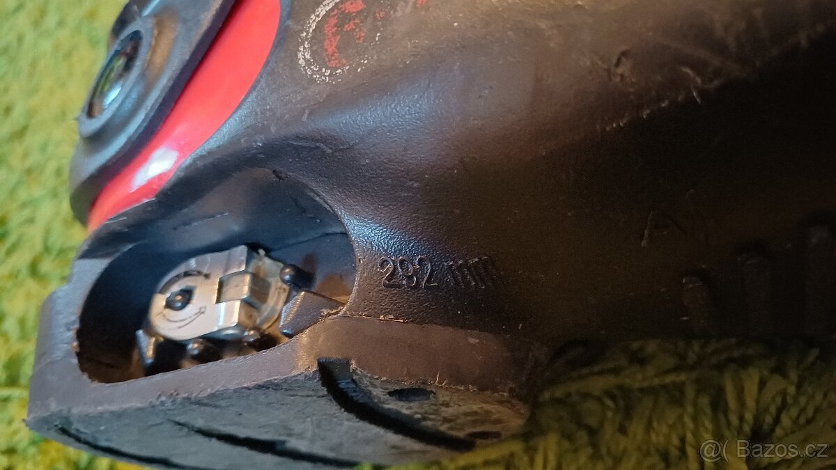 Lyžařské boty (lyžáky) dětské, nastavitelná velikost - 6