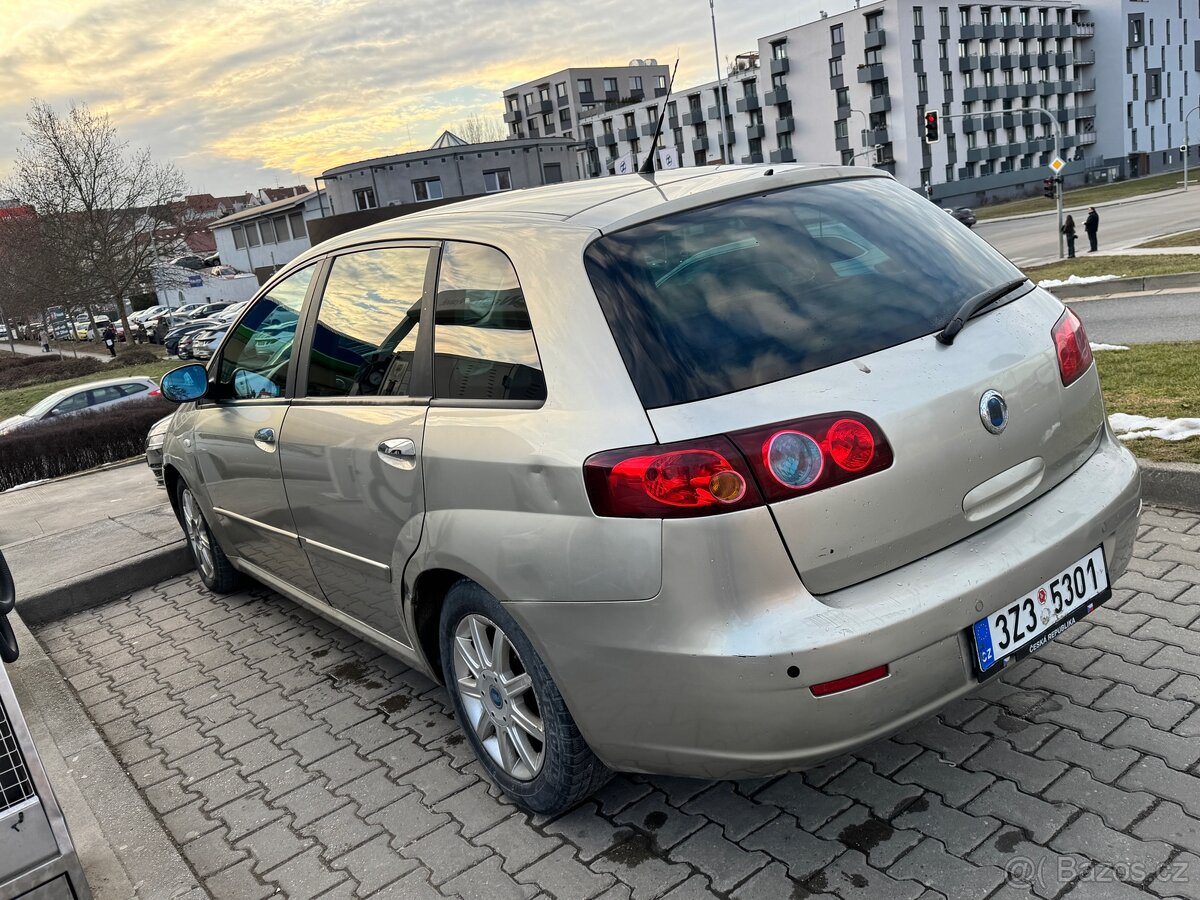 Fiat Croma 1.9 JTD - 6