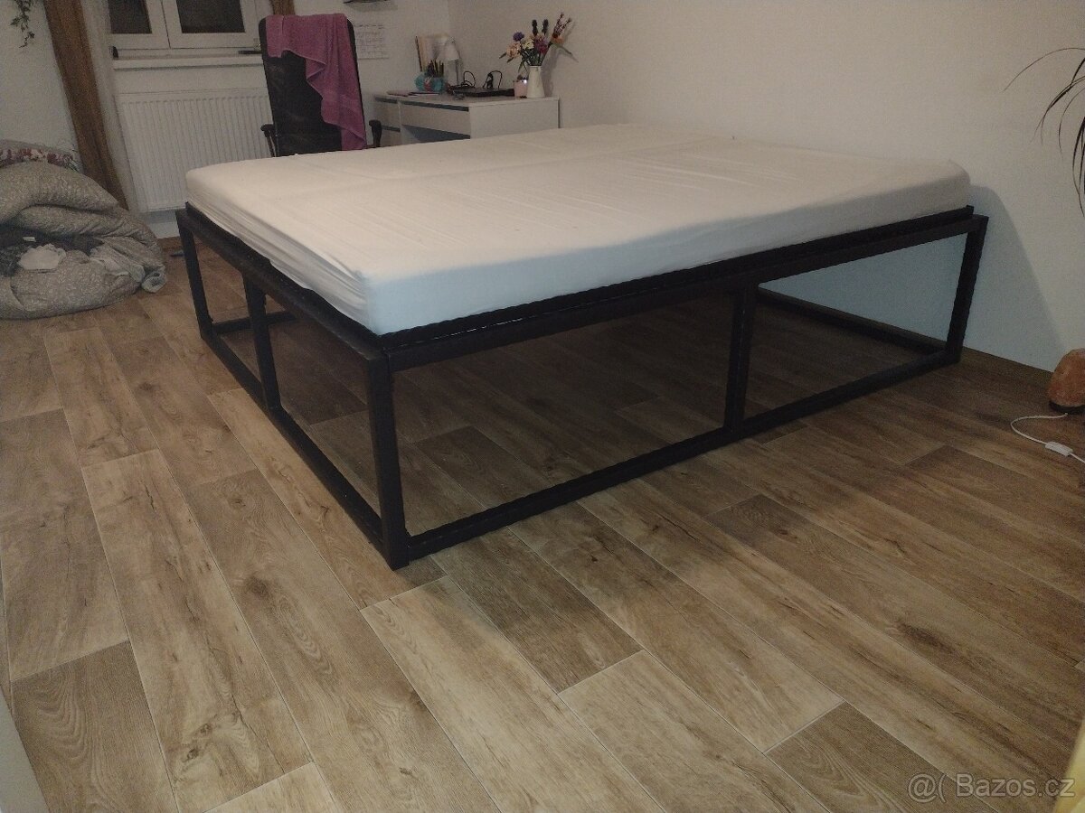 Kovová postel ,vyvyšená postel,masivní postel 160,180 x 200 - 6