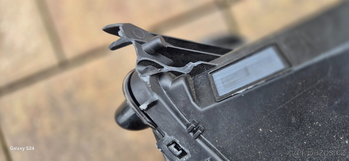 Prodám na Peugeot 208 PP světlo poškozené 9823193480 - 6