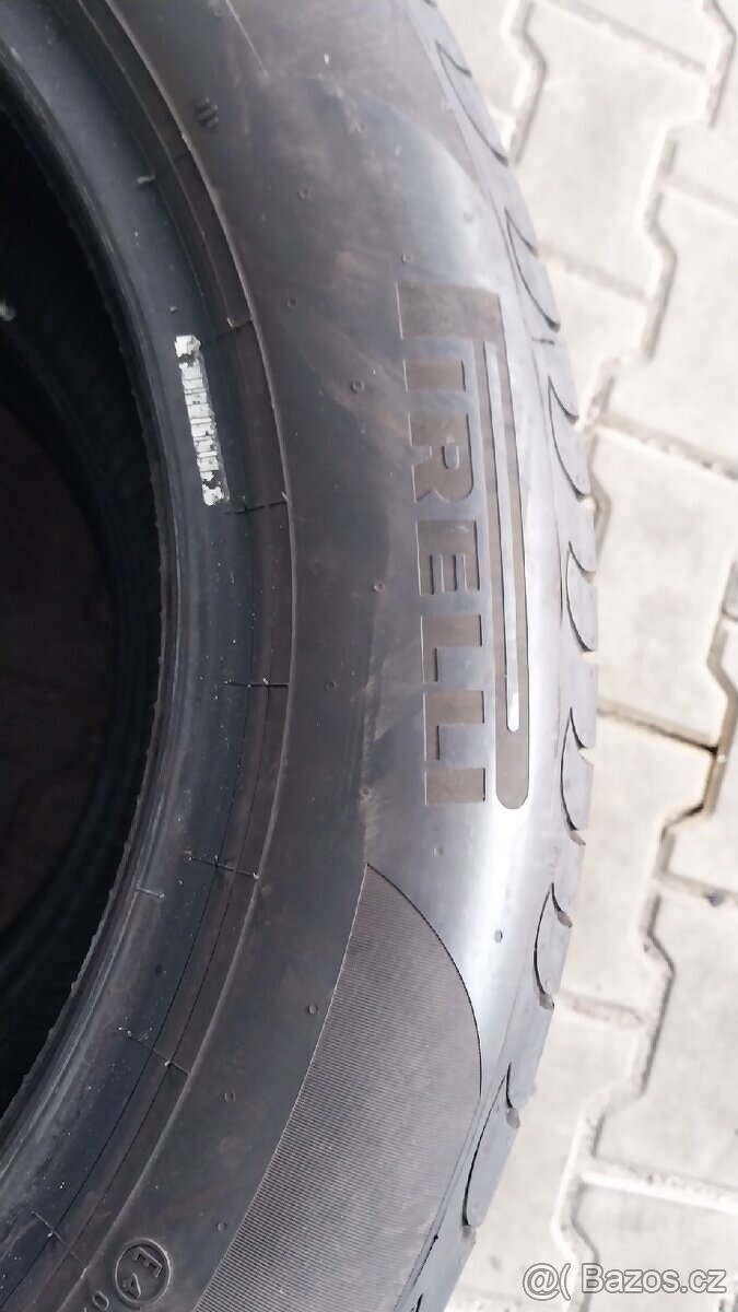 Prodám 2 x letní pneu Pirelli 215/55/17 - 6