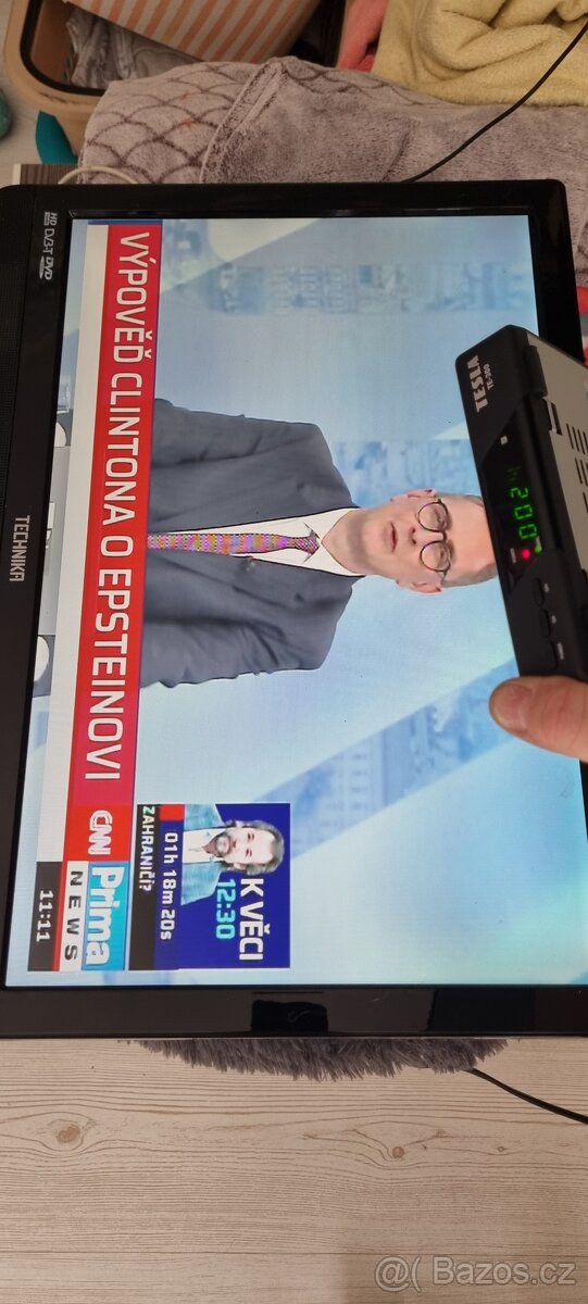 TELEVIZE S VESTAVĚNÝM DVD a settopboxem - 6