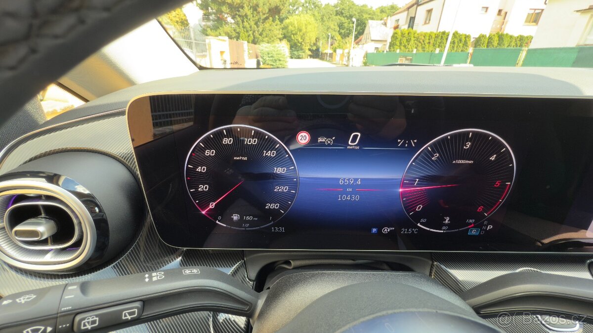 Model MERCEDES BENZ MY25 V300d AMG 4Matic AVANGARDE - 6