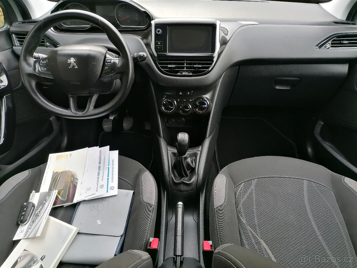 Peugeot 208 1,2 - 6