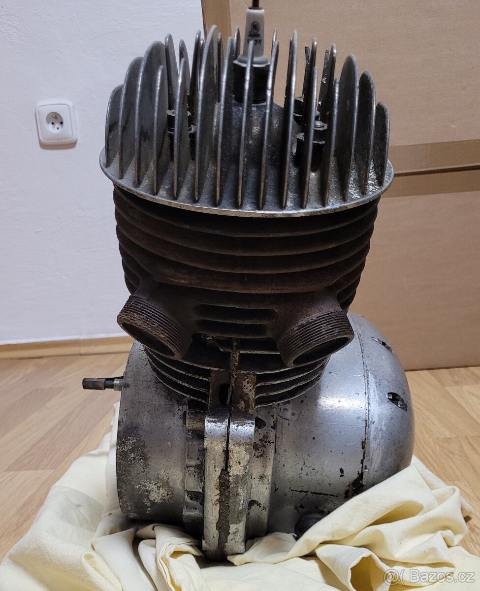 Motor CZ 175 typ 450 - 6