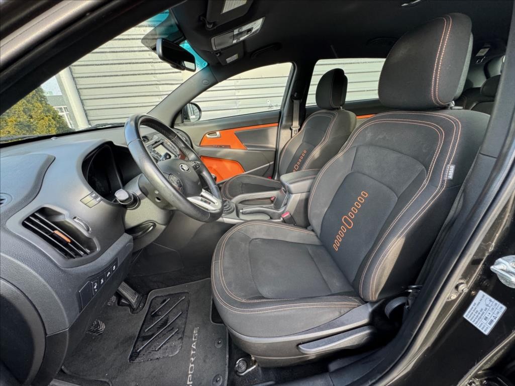 Kia Sportage 2,0 (2012) - 6
