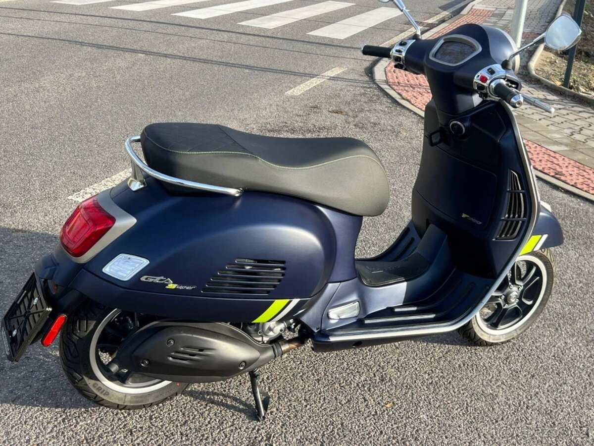 Vespa GTS 300 Super Tech ABS - 6