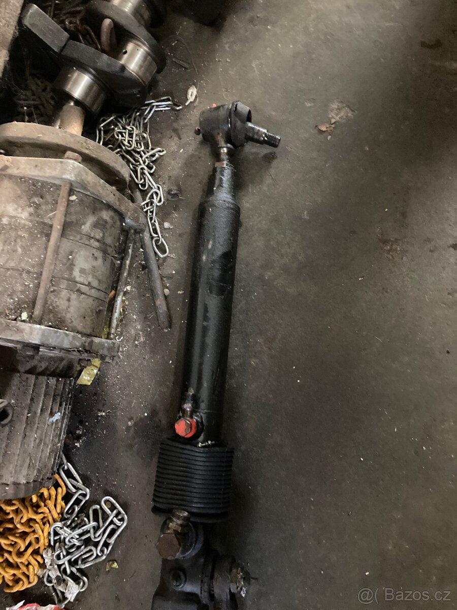 Řízení Zetor 7245 - 6