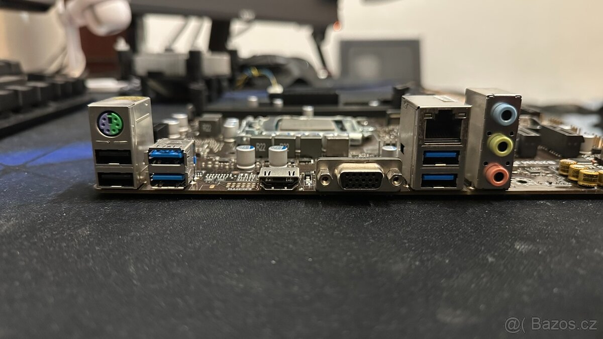 MSI B250M PRO-VH + i7-6700 (4C/8T) - 6