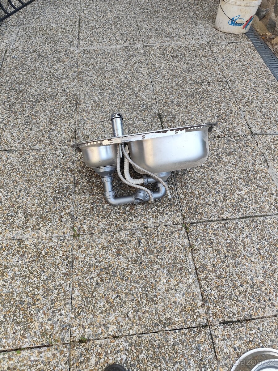Nerezový dřez - 6