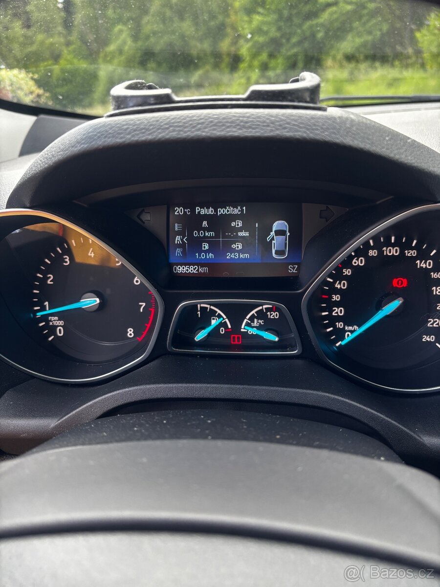 Ford Kuga - 6