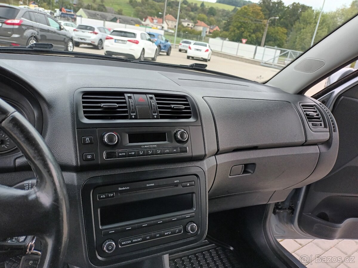 Škoda Roomster 1,2 TSI,63KW,KLIMA,VÝHŘEV - 6