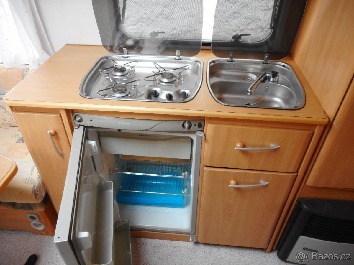 velký karavan Knaus 550 - 6