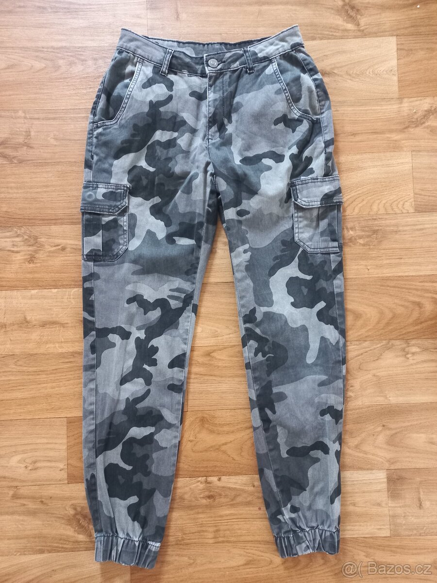 Dámské rifle a maskáčové kalhoty vel. S a M - 6