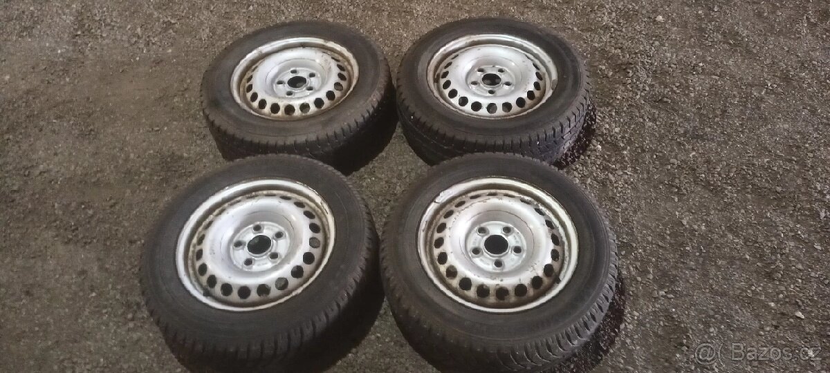 Zimní sada Vw T5 5×120 pěkný vzorek - 6