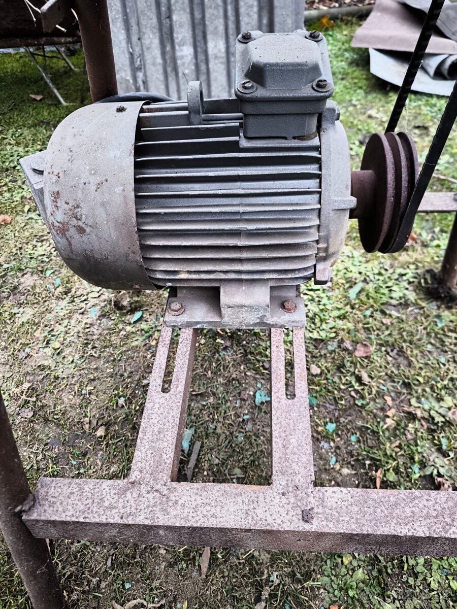 Hoblovka včetně elektromotoru 4 kW - 6