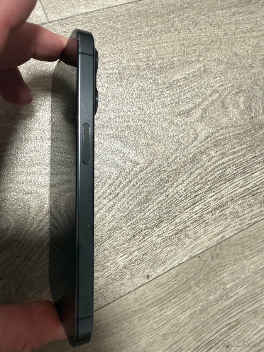 iPhone 15 PRO 256GB, komplet balení - 6