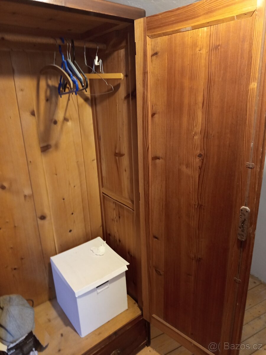 STAROZITNA SKRIN - 6