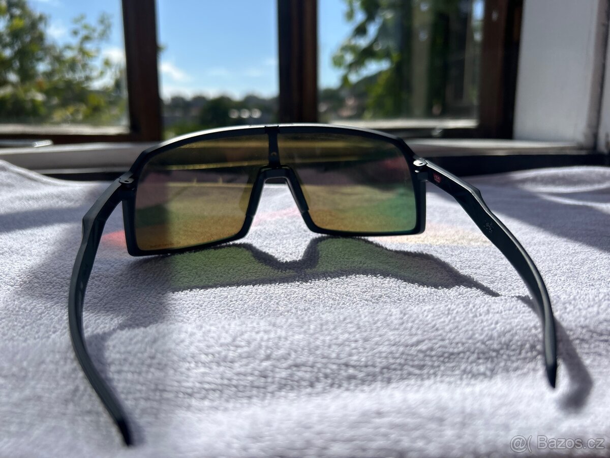 Oakley sutro - 6