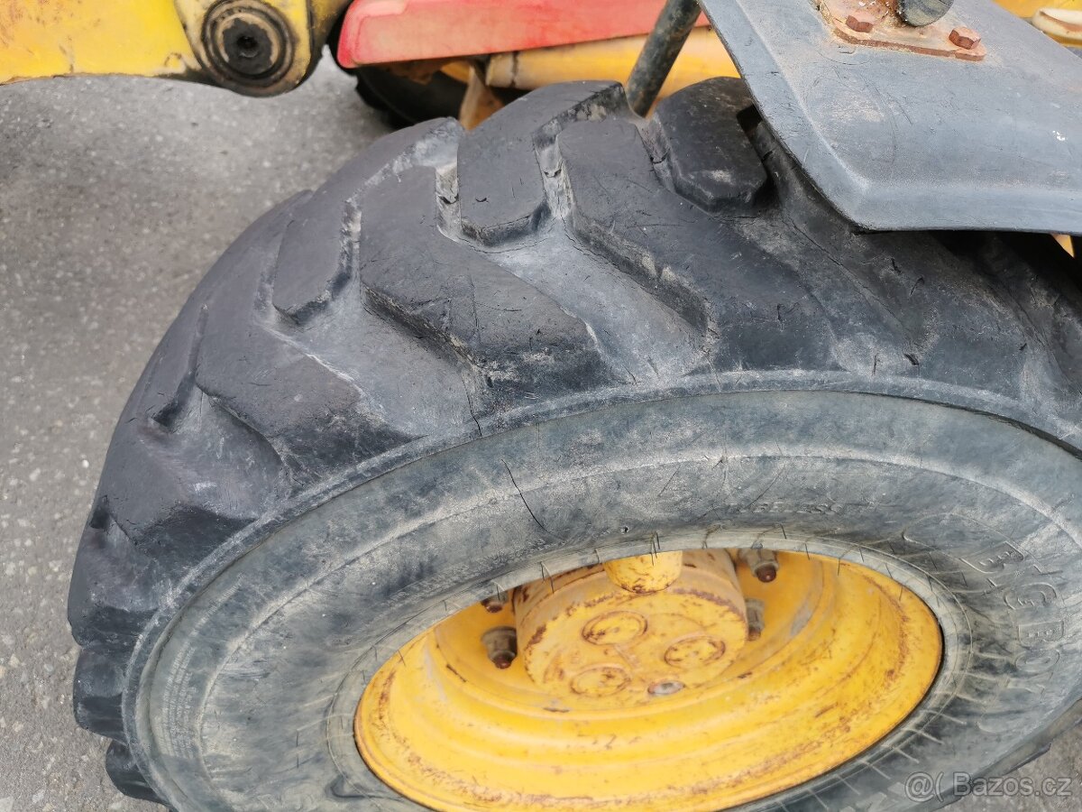 Traktorbagr Komatsu WB93R-5 - 6