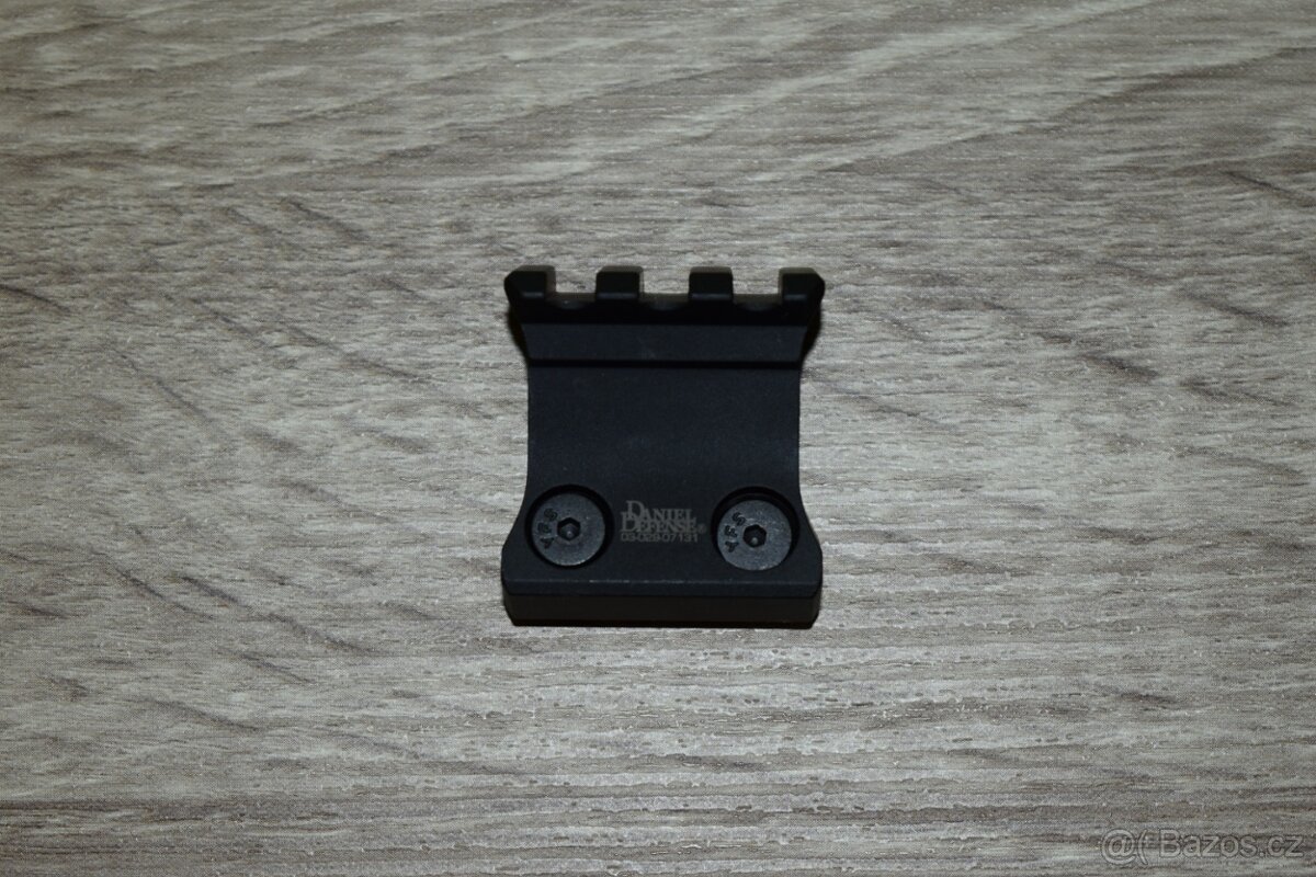 Daniel Defense boční offset KEYMOD rail - 6