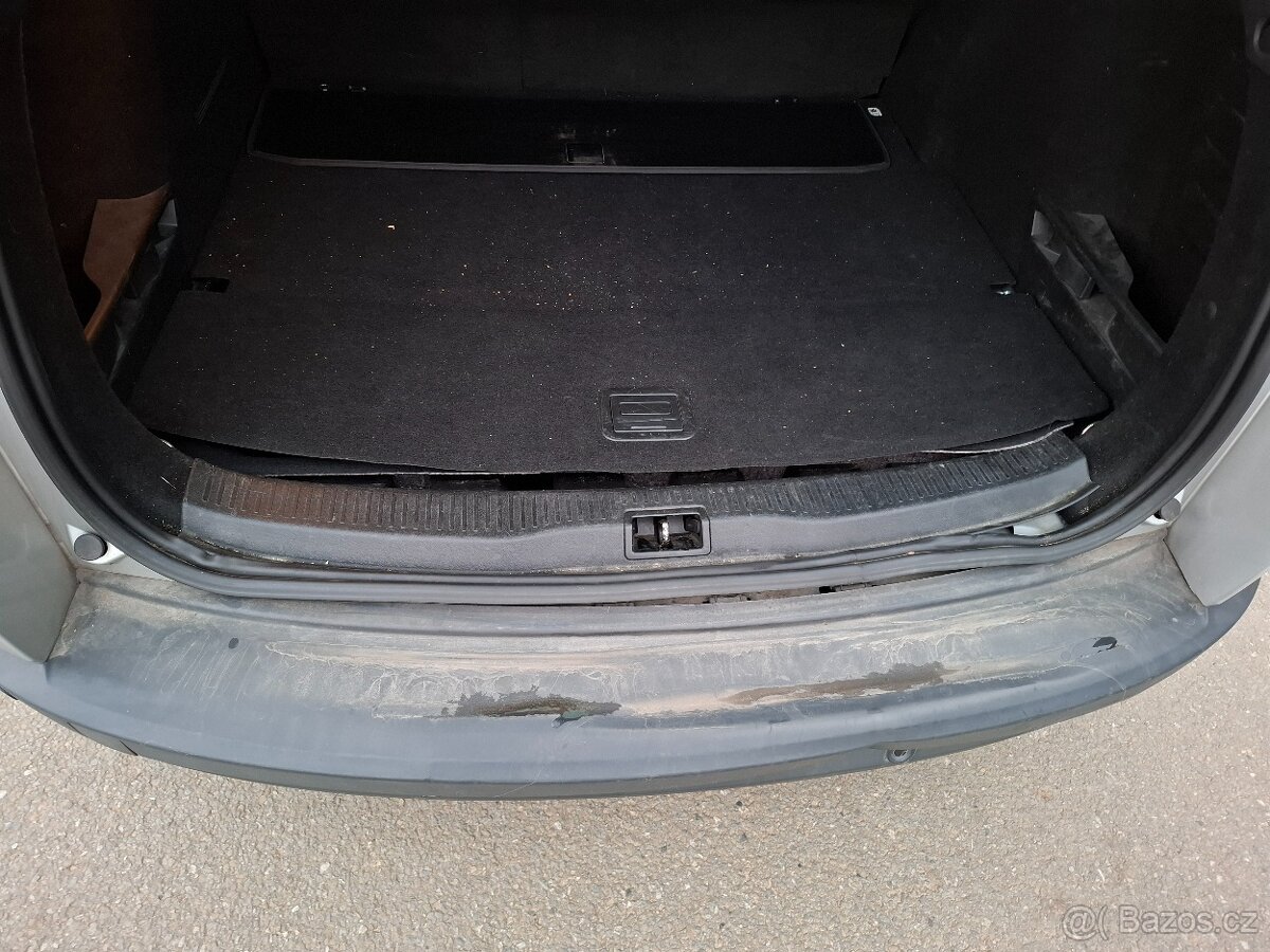 Renault Megane 1.5 DCI 81kw Kombi Klima Model 2010-- - 6