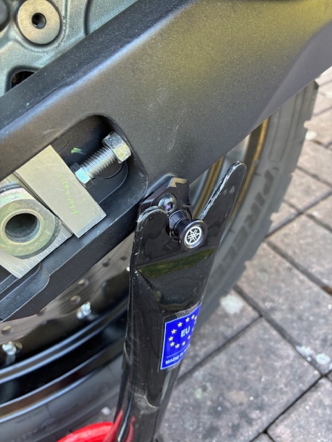 Rolna sada adaptérů na závodní stojan Ténéré 700 - 6