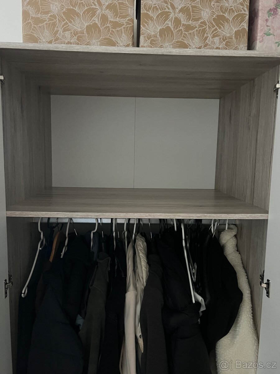 Šatní skříň - 6