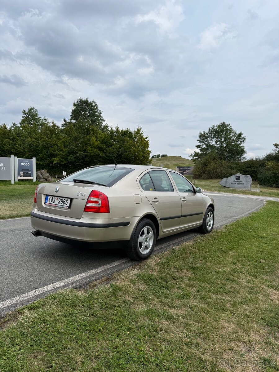 Škoda Octavia II Elegance 1.6MPi sedan - 66tis KM - 6