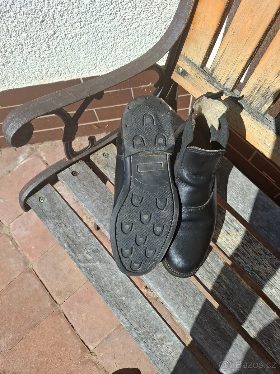 Jezdecké potřeby - 6